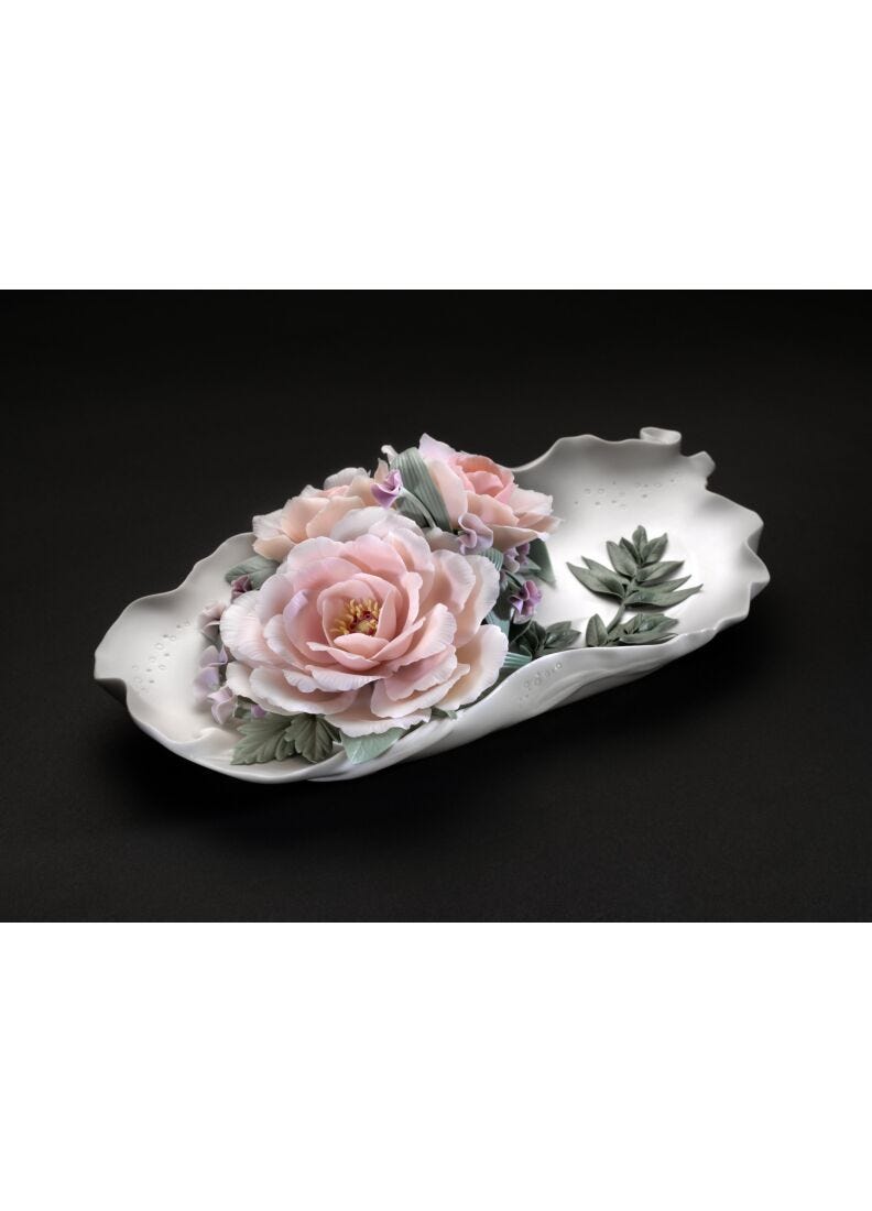 Tray with Peonies Tray in Lladró