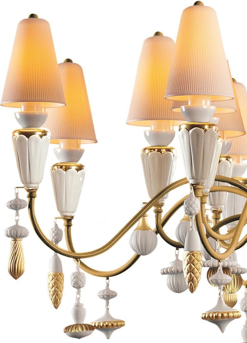 Ivy and Seed 16 Lights Chandelier. Medium Flat Model. Golden Luster (CE/UK/CCC) in Lladró