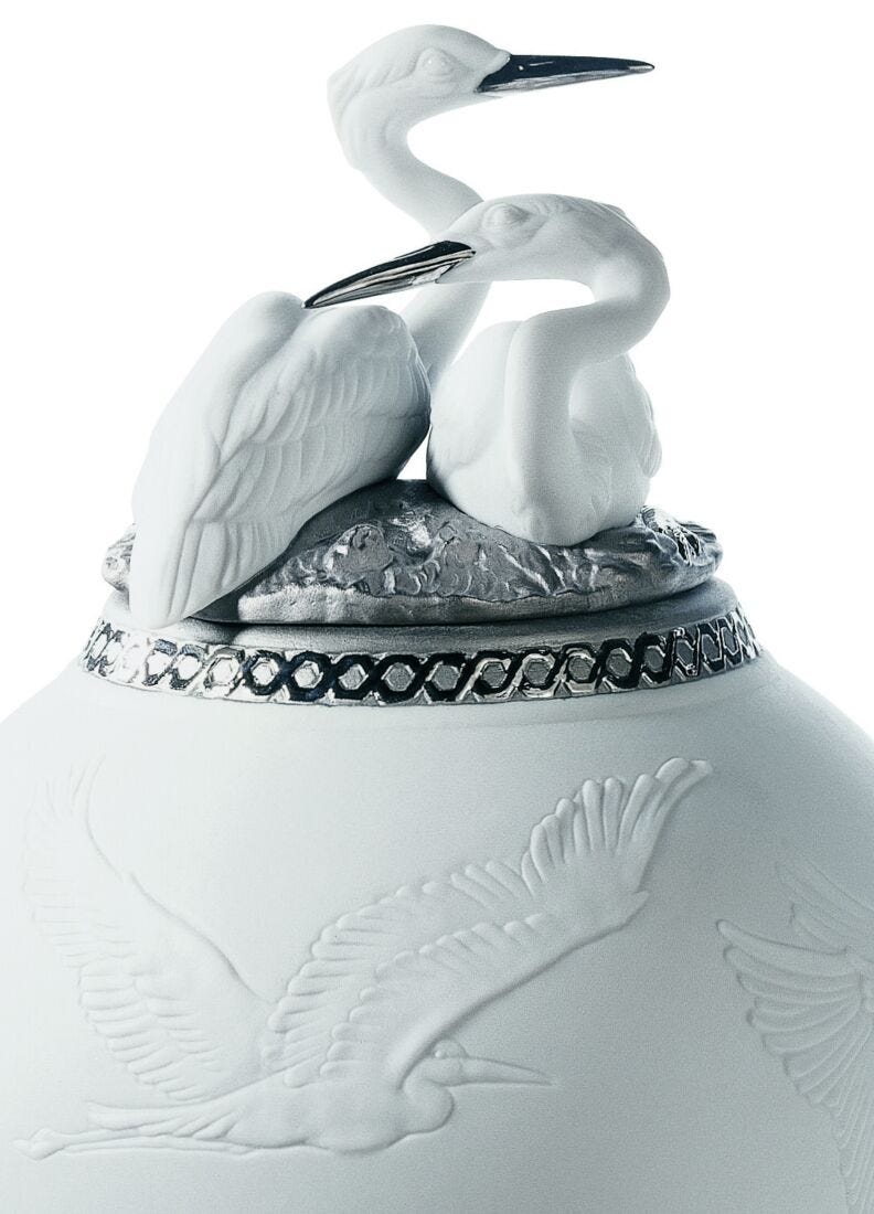 Herons Realm Covered Vase Figurine. Silver Lustre in Lladró