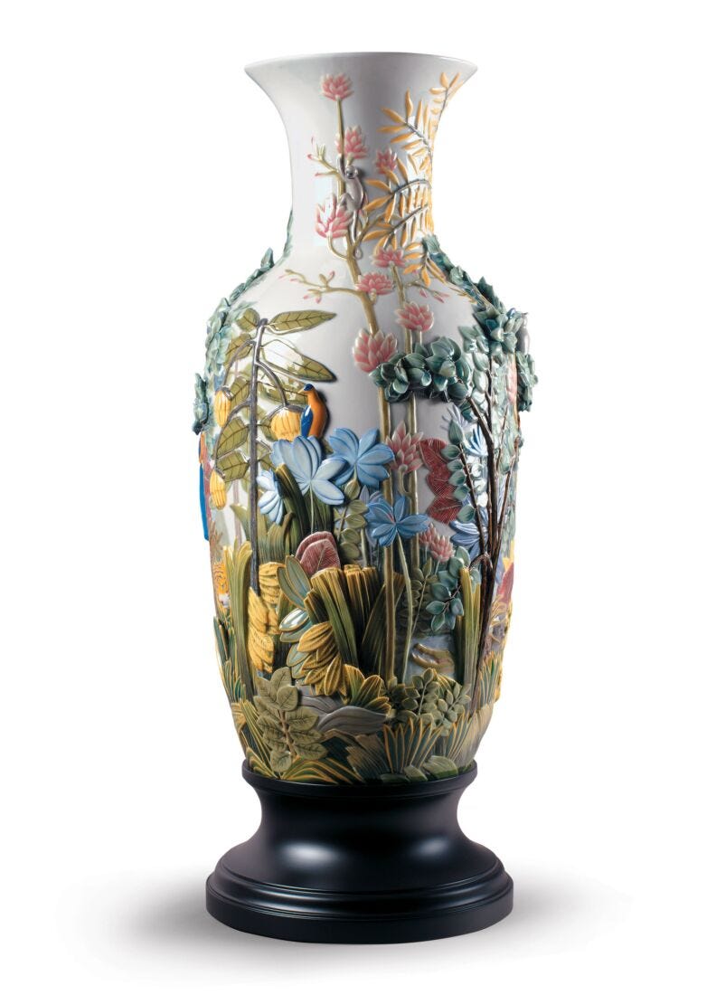 Paradise Vase Animal Life Figurine. Limited Edition in Lladró