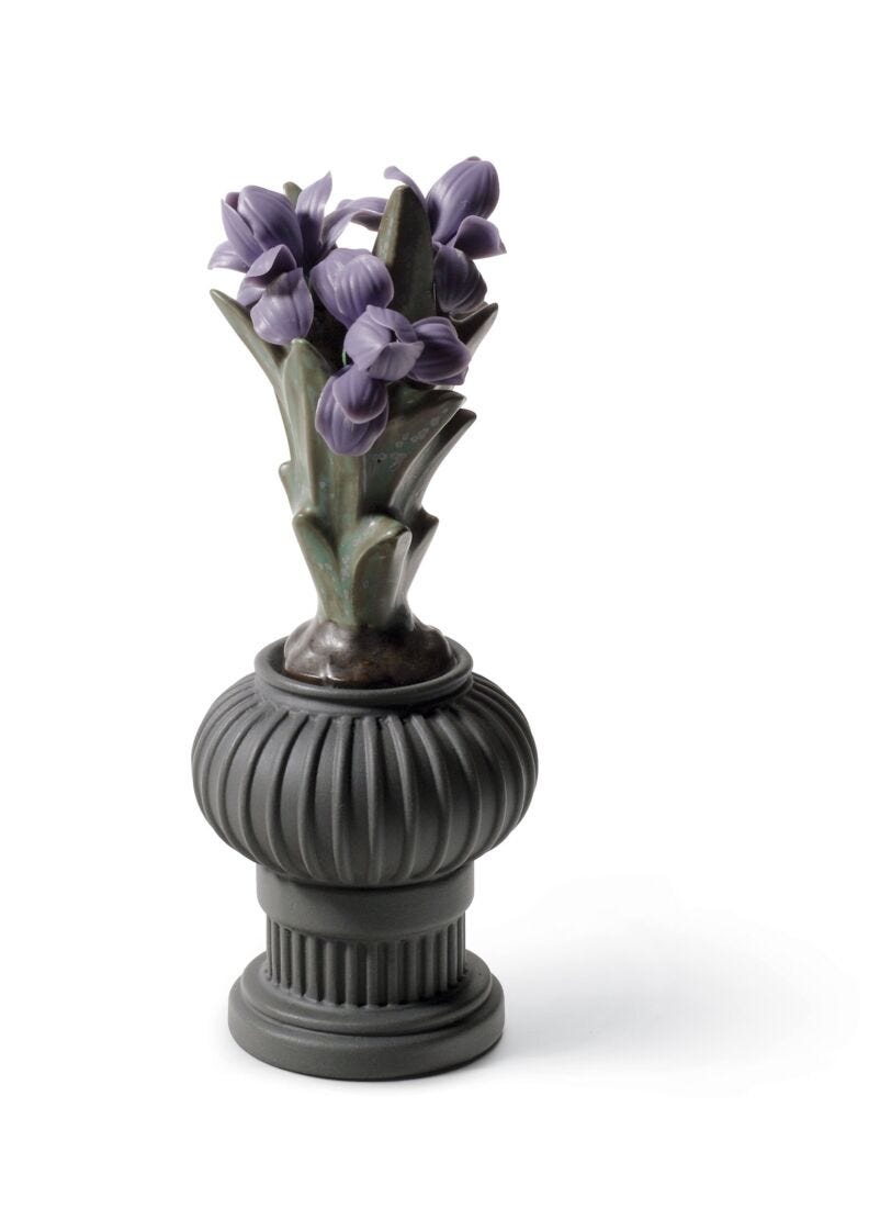 Iris Flowers Pot for Warrior Boy Figurine in Lladró