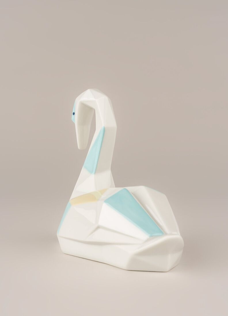 Swan Figurine in Lladró