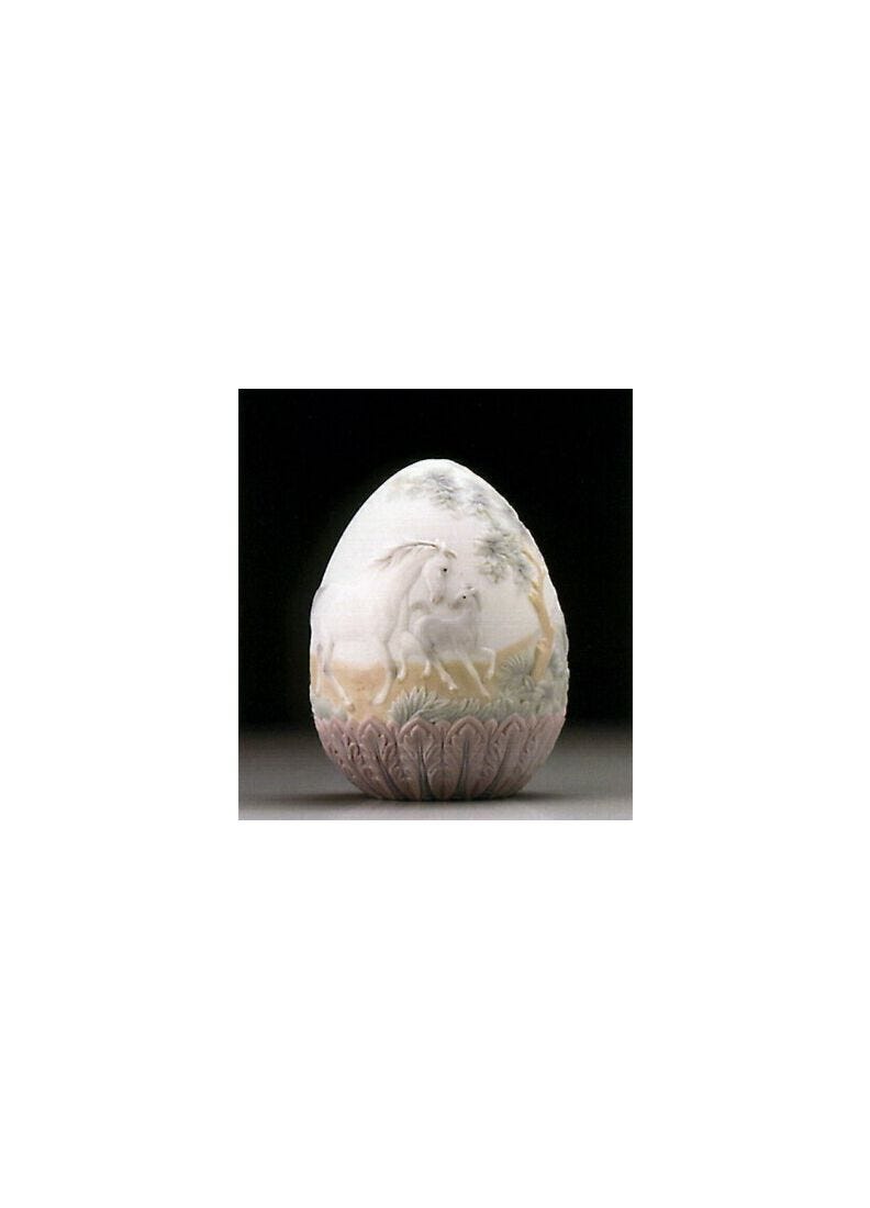 1995 LIMITED EDITION EGG in Lladró