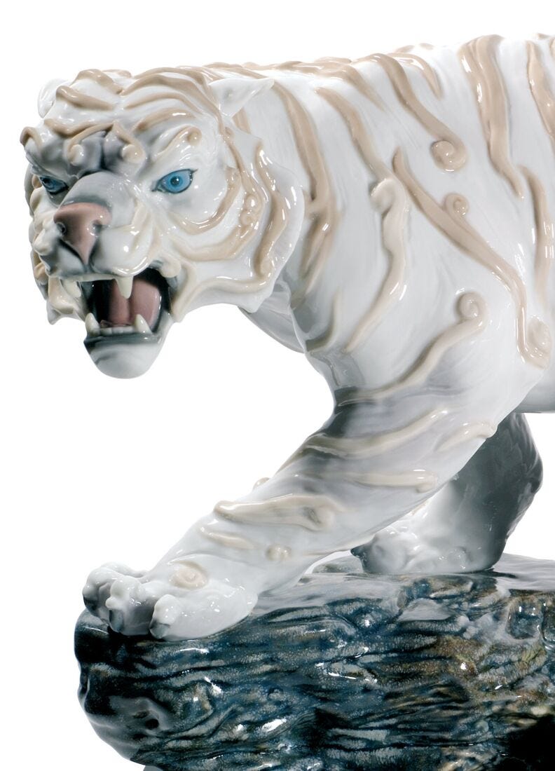 Mythological Tiger Figurine. Limited Edition in Lladró