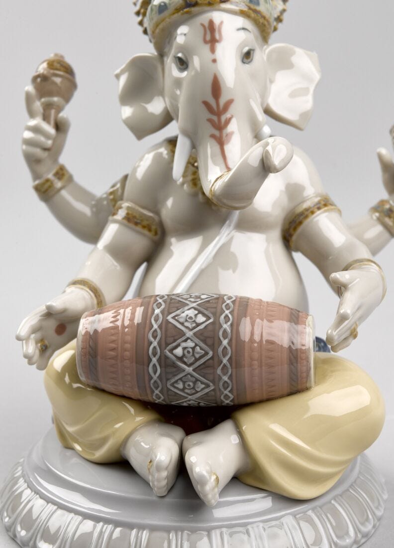 Figura Ganesha con mridangam en Lladró