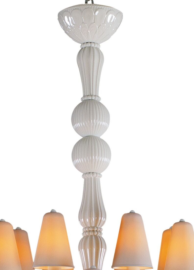 Ivy and Seed 32 Lights Chandelier. Large Model. White (CE/UK) in Lladró