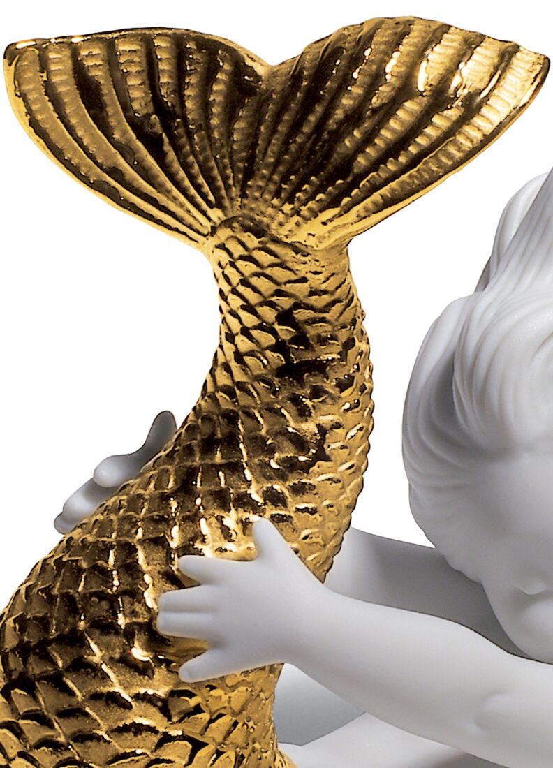 Figurina Sirena Giocando con il mare. Lustro oro in Lladró