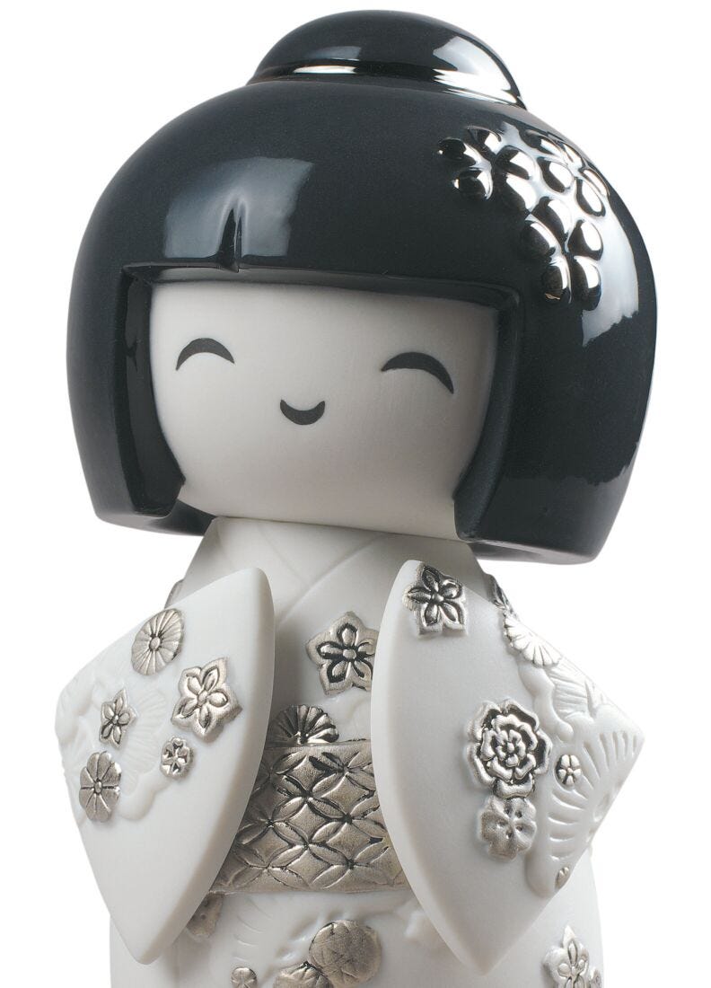 Kokeshi I Figurine. Silver Lustre in Lladró