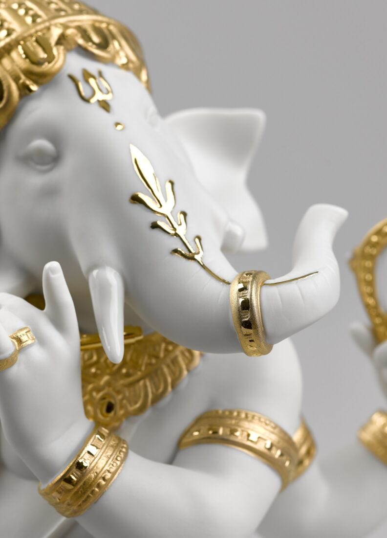 Figura Ganesha con Bansuri. Lustre oro en Lladró