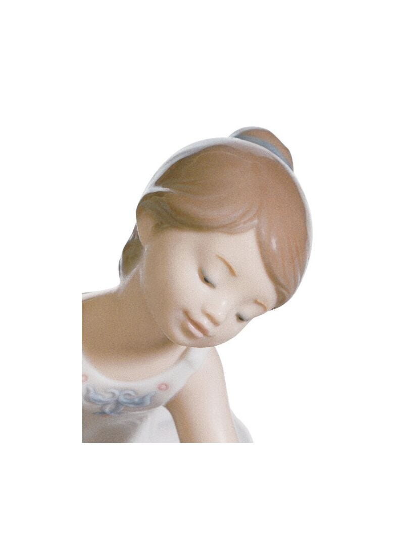 Little Ballerina I Girl Figurine in Lladró