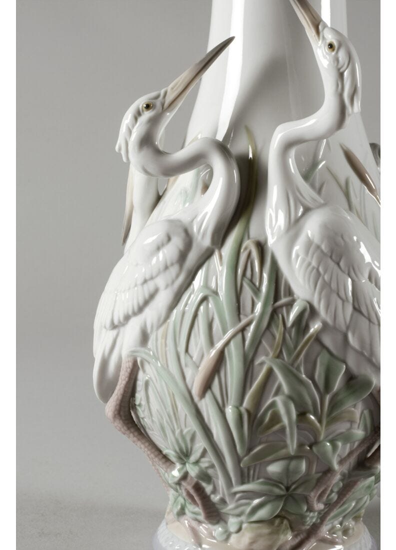Heron's Realm Vase I in Lladró
