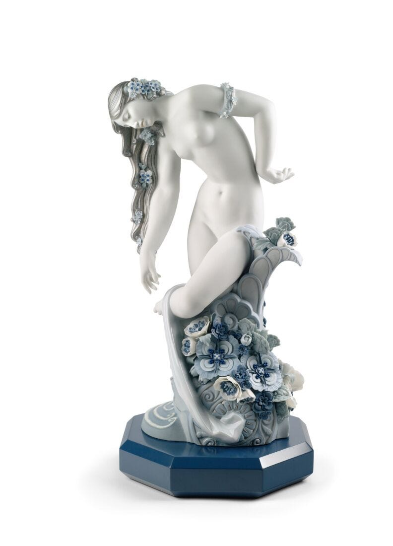 Pure Beauty Woman Sculpture. Limited Edition in Lladró