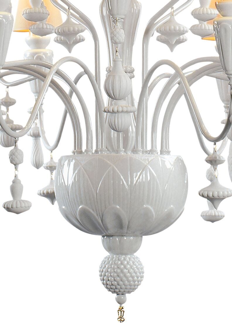 Ivy and Seed 20 Lights Chandelier. Medium Model. White (US) in Lladró