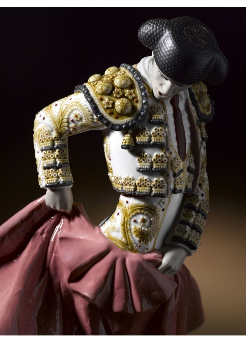 Figura Maestro torero. Traje blanco en Lladró