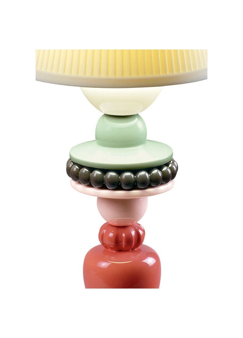 Sunflower Firefly Table Lamp. Ivory in Lladró