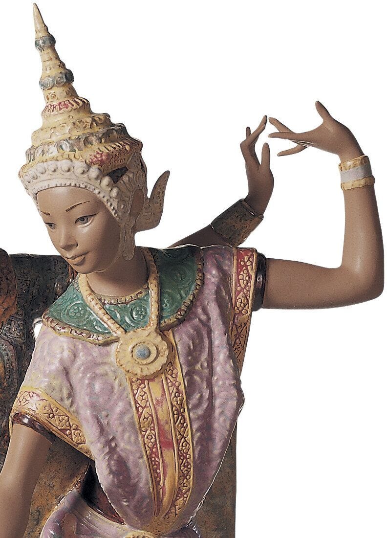 Figurina Tailandesi in Lladró