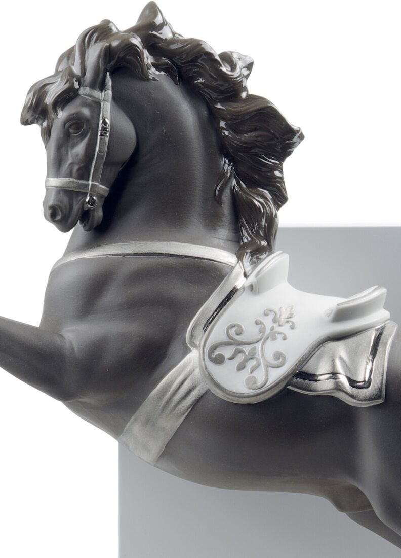 Figurina Cavallo in pirouette. Lustro argento in Lladró