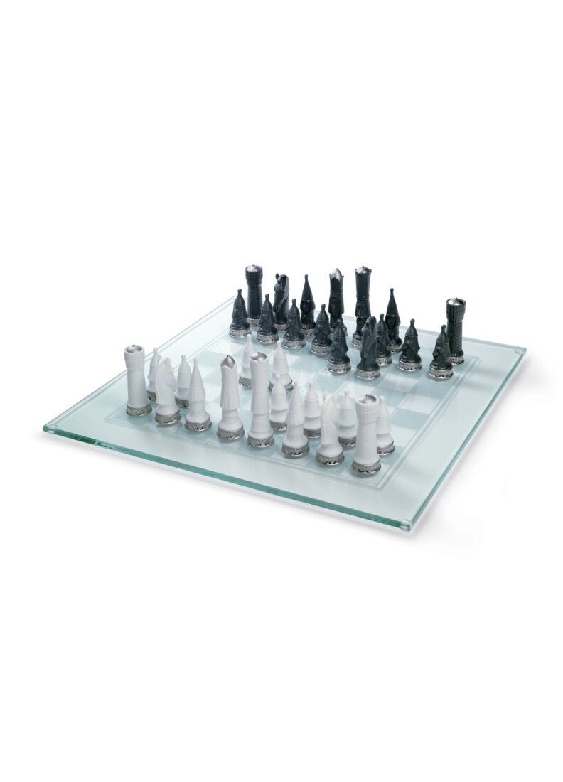 Chess Set. Silver Lustre in Lladró