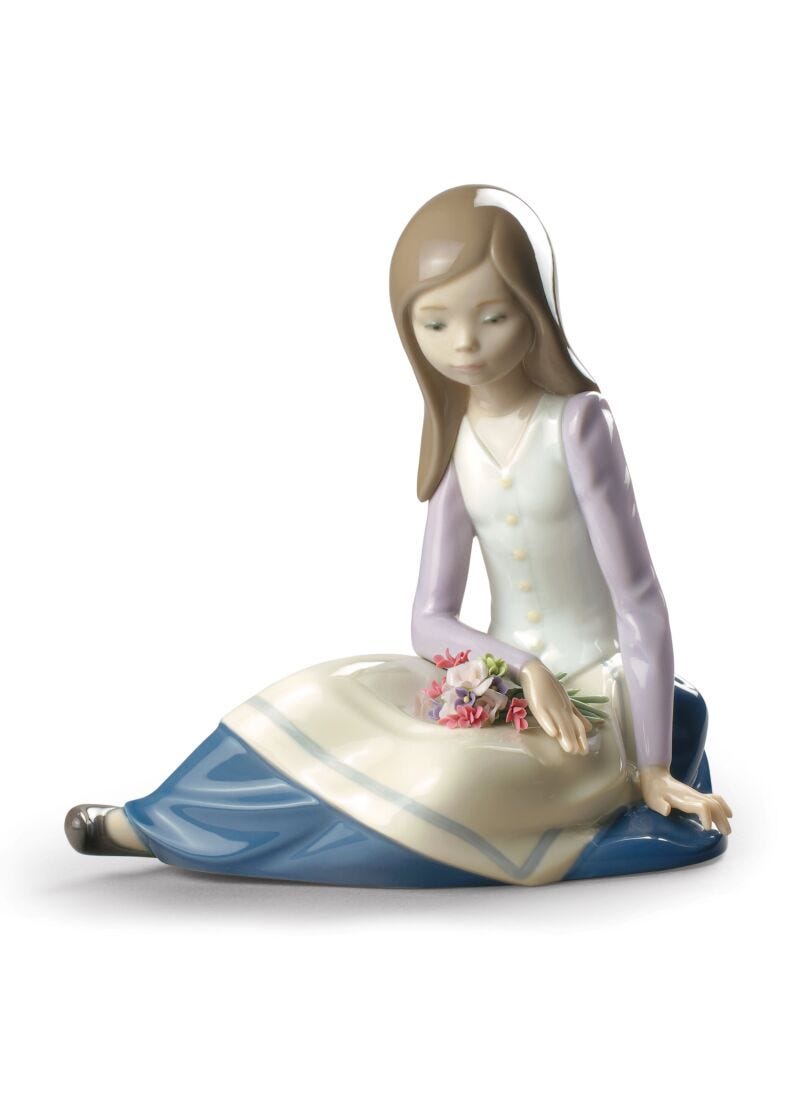 Contemplative Young Girl Figurine in Lladró