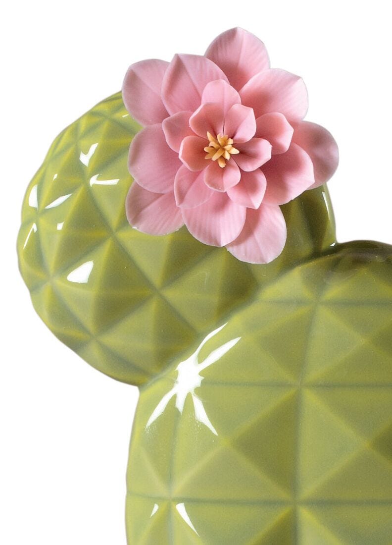 Opuntia Cactus Diffuser. Night Approaches Scent, 1 of 5