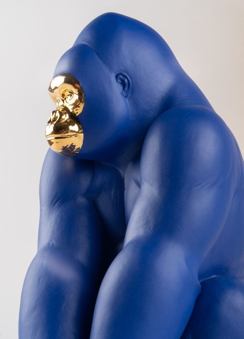 Figurina Gorilla. Azzurro e oro. Serie Limitata in Lladró