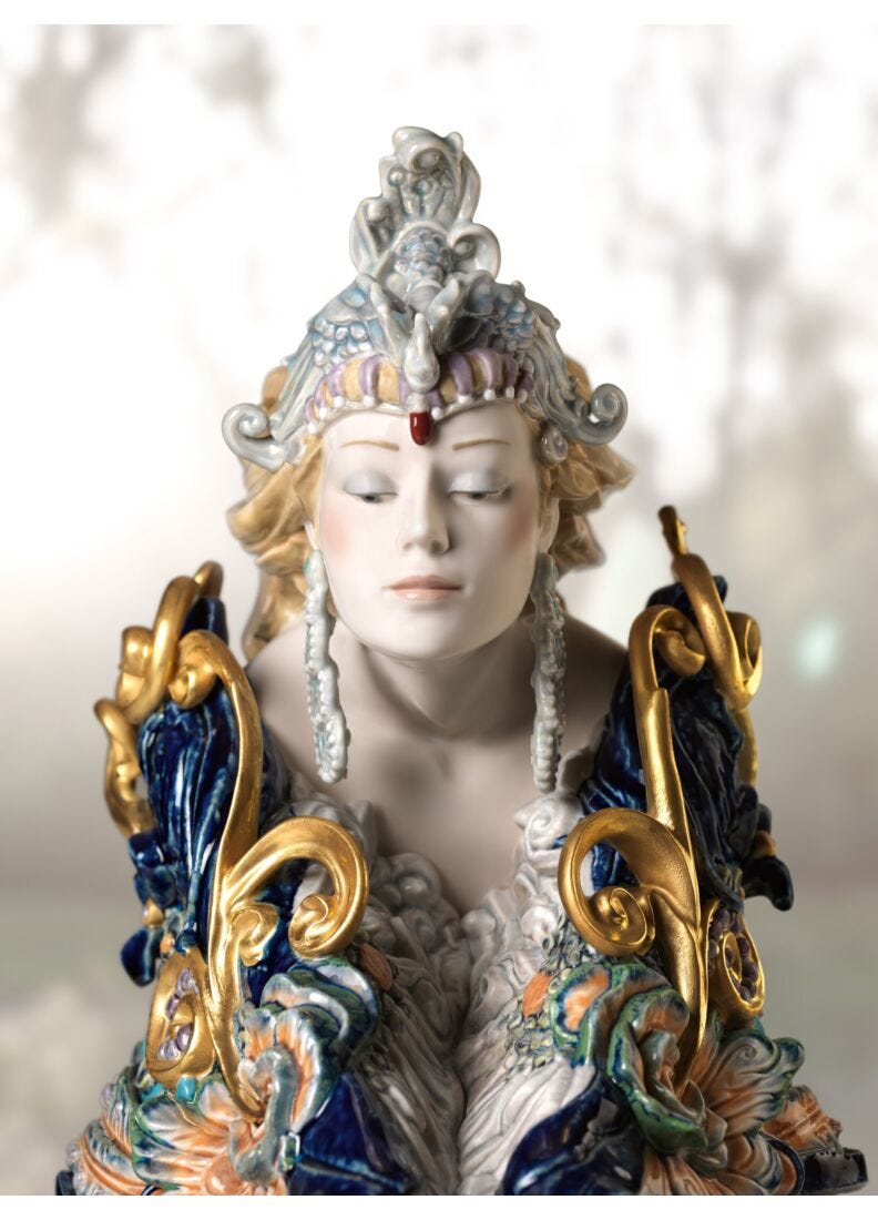 Escultura mujer Belleza alada. Serie limitada en Lladró
