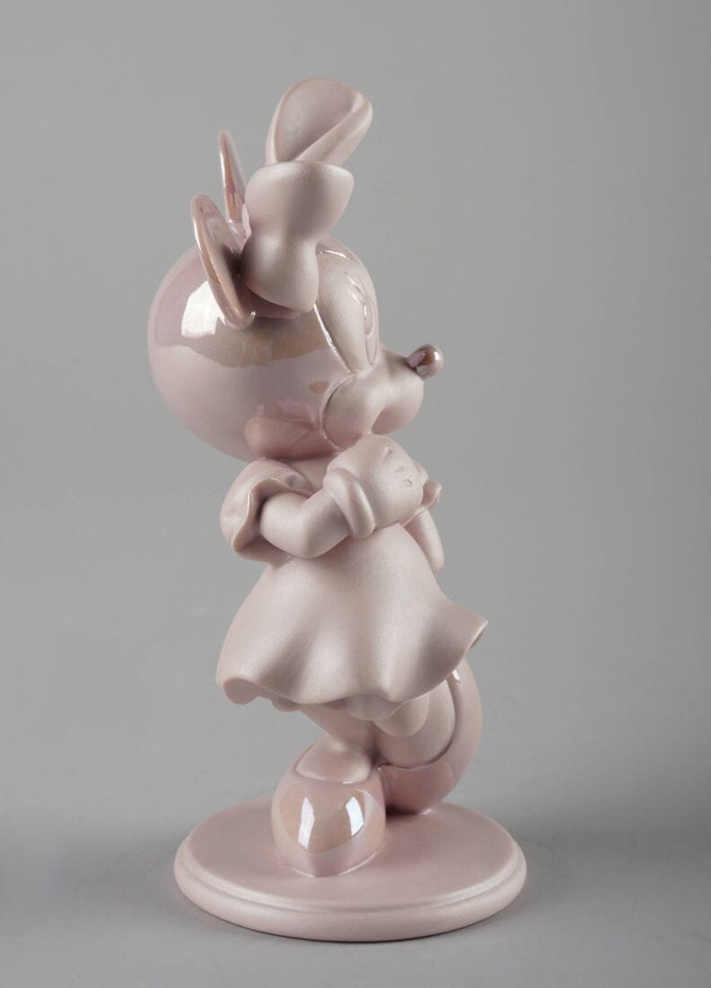 Minnie Mouse Figurine. Pink in Lladró