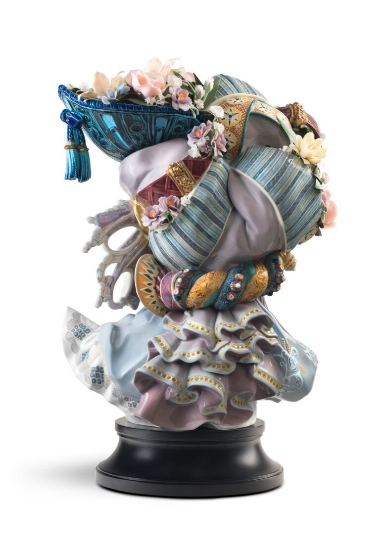 Venetian Fantasy woman Sculpture. Limited Edition in Lladró