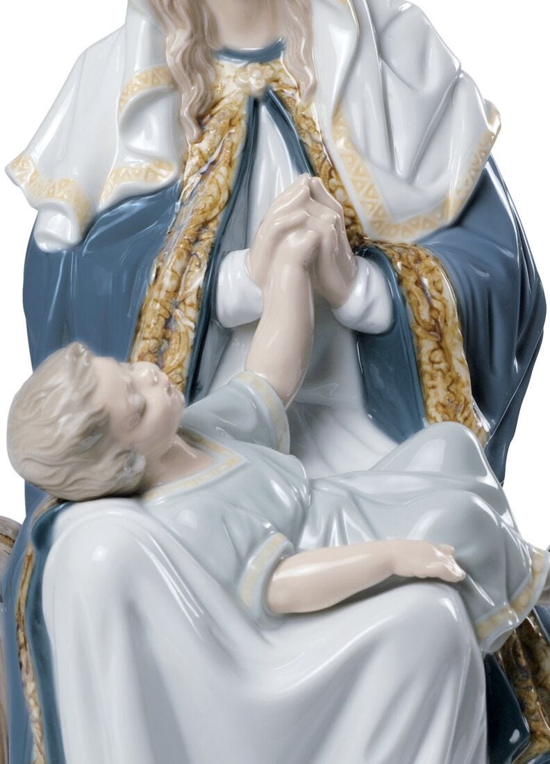 聖母の慈しみ in Lladró