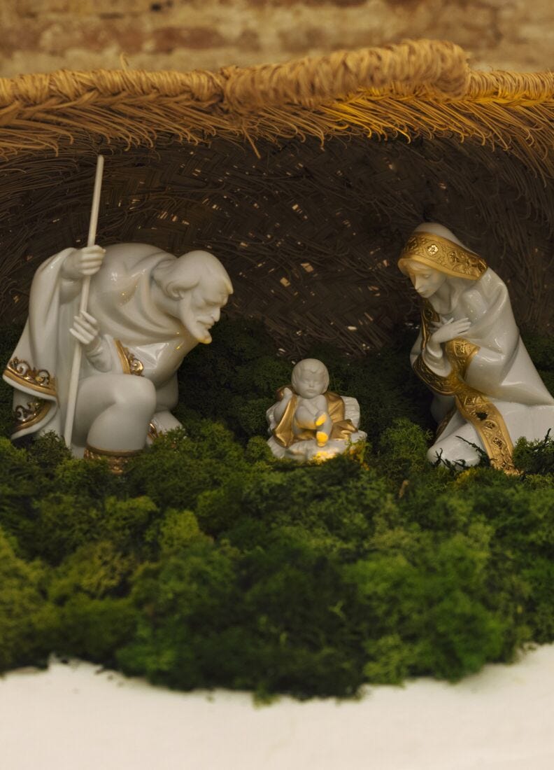 Figurina Natività Gesù Bambino. Lustro oro in Lladró
