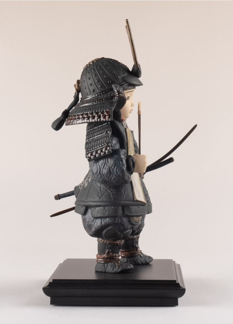 Figurina Bambino Samurai (marrone) in Lladró