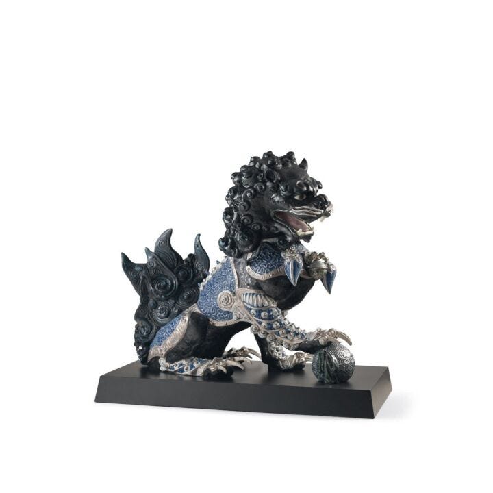 Guardian Lion Sculpture. Black. Limited Edition in Lladró