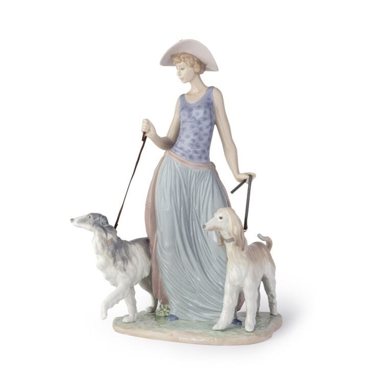 Elegant Promenade Woman Figurine in Lladró