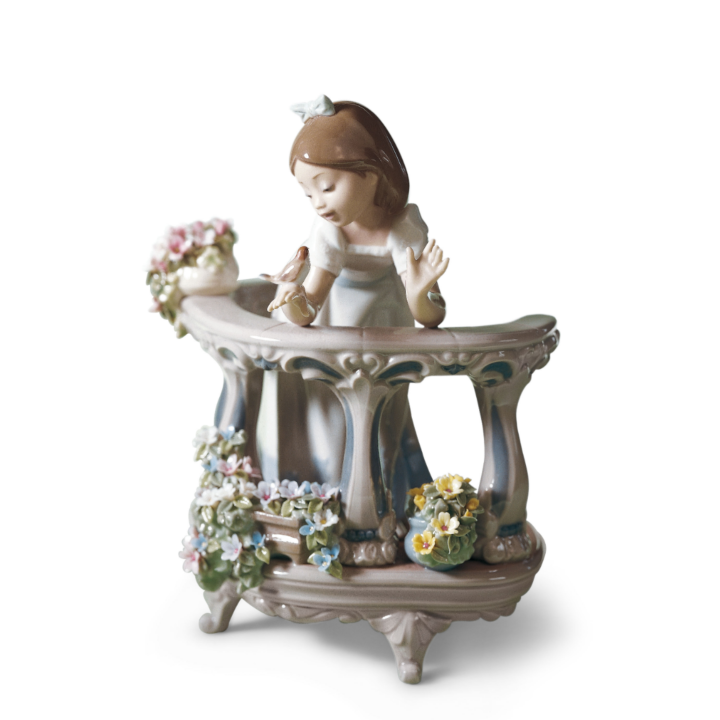 Official Lladró Porcelain Figurine Fragrant Bouquet Girl, Lladró