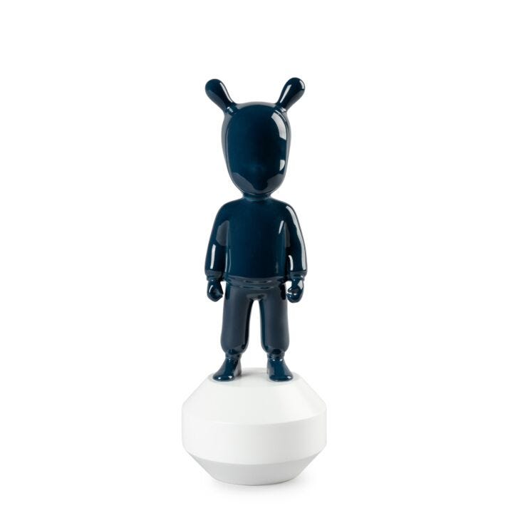 The Dark Blue Guest Figurine. Small Model in Lladró