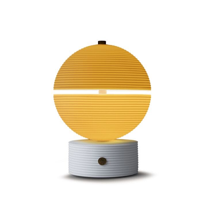 Cascade wireless lamp in Lladró