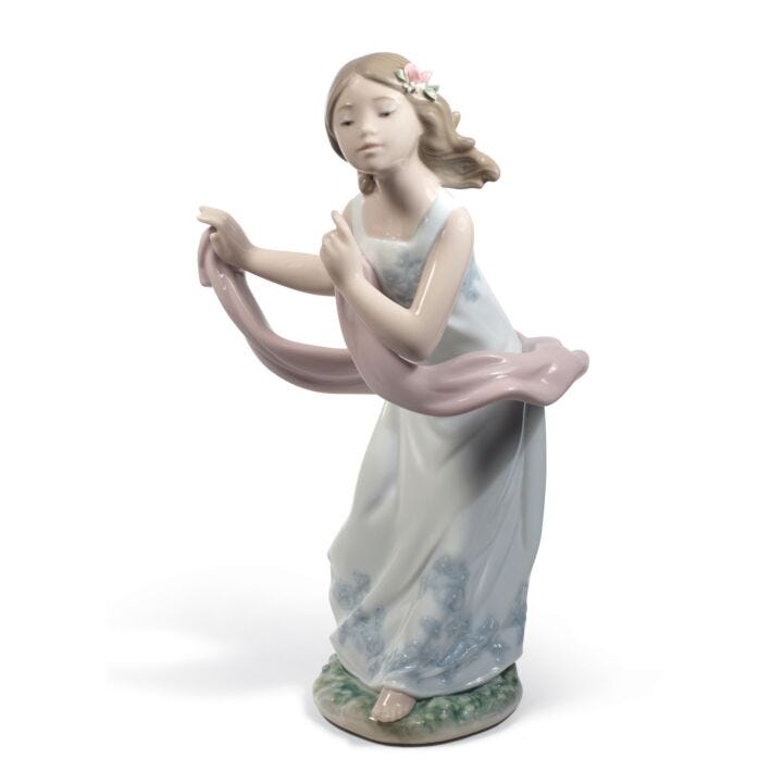 Pleasant Breeze Girl Figurine in Lladró