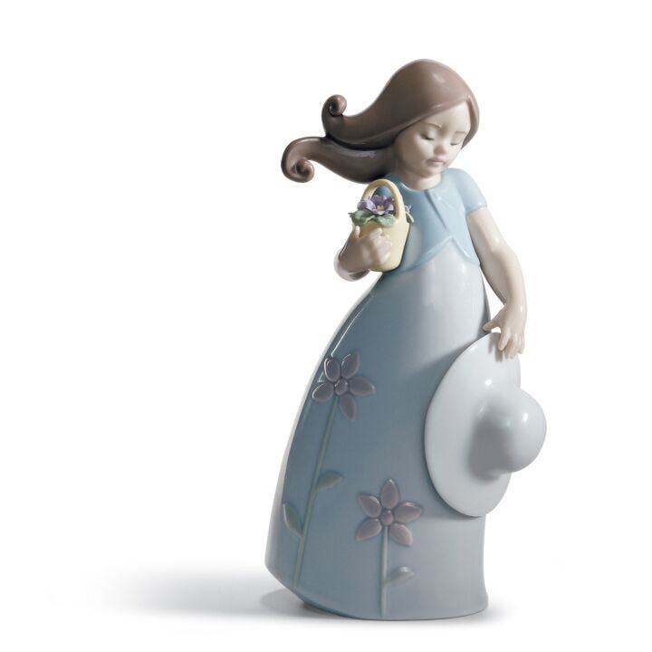 Little Violet Girl Figurine in Lladró