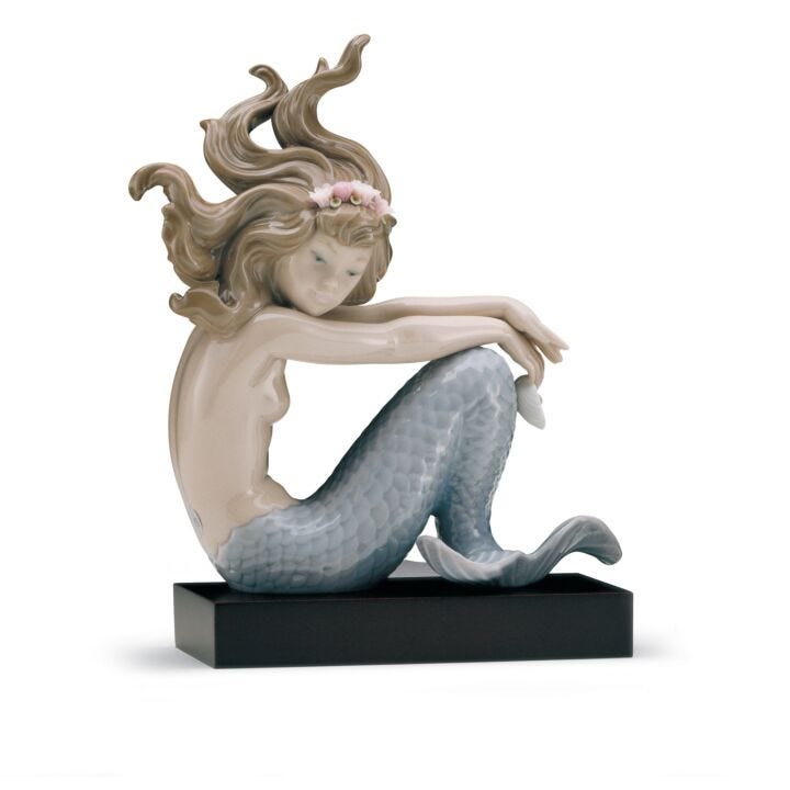 Figura Sirena con brazos en rodillas en Lladró