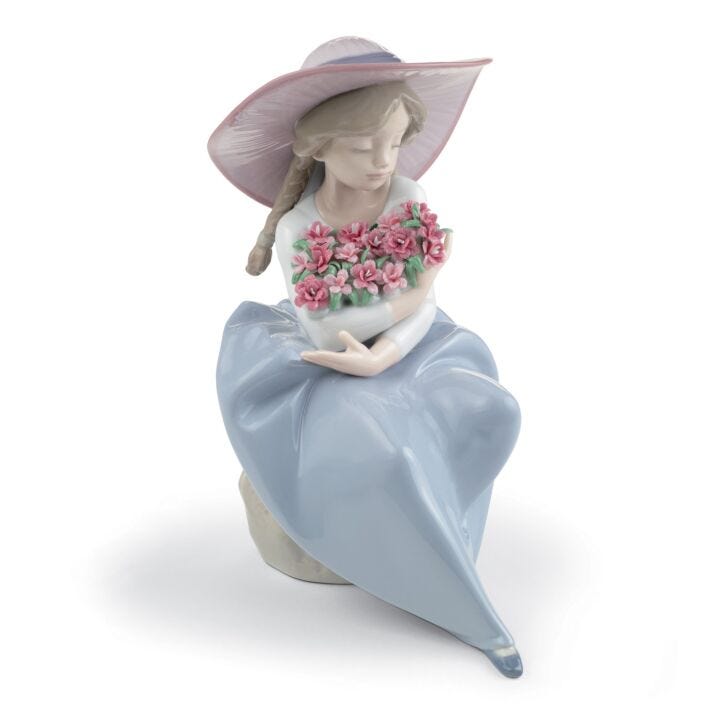 Fragrant Bouquet Girl with Carnations Figurine in Lladró