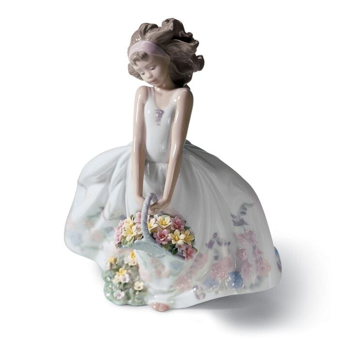 Wild Flowers Girl Figurine in Lladró