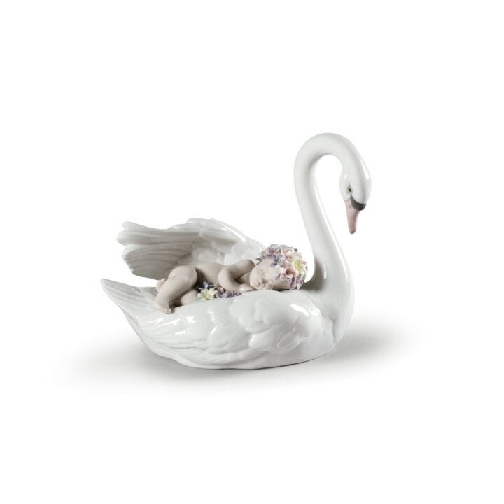 Drifting through Dreamland Swan Figurine in Lladró