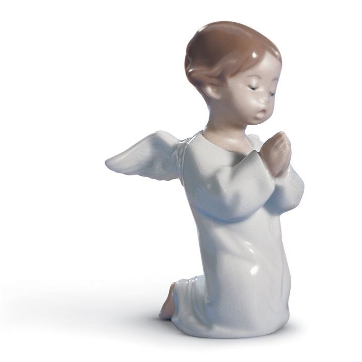 Angel Praying Figurine in Lladró