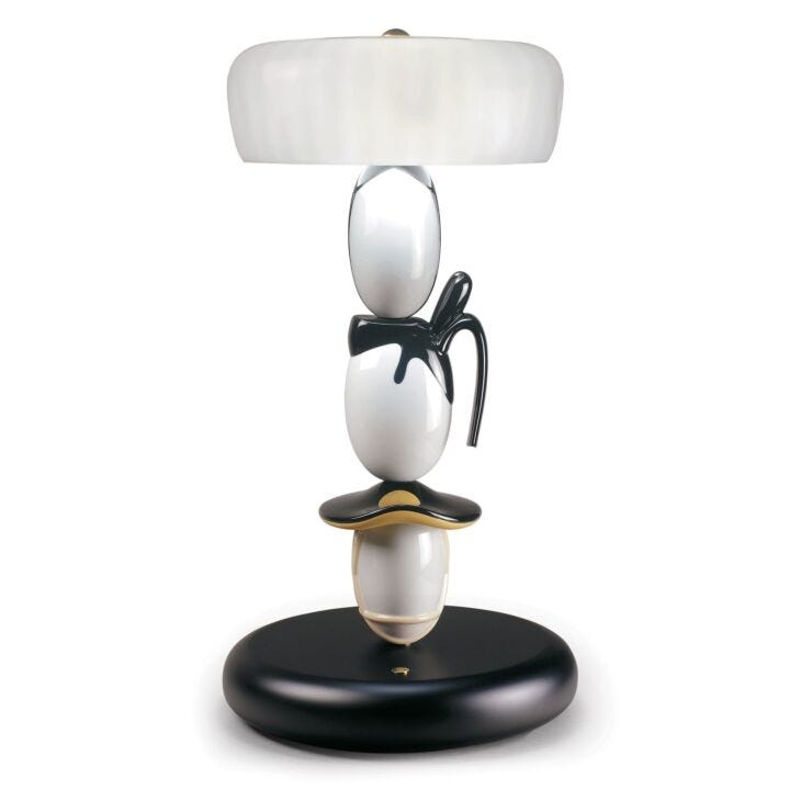 Hairstyle (H/I/M) Table Lamp in Lladró