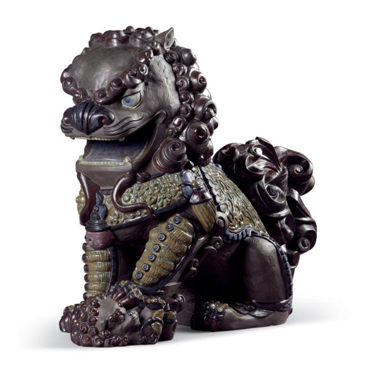 Oriental Lioness Sculpture. Black in Lladró