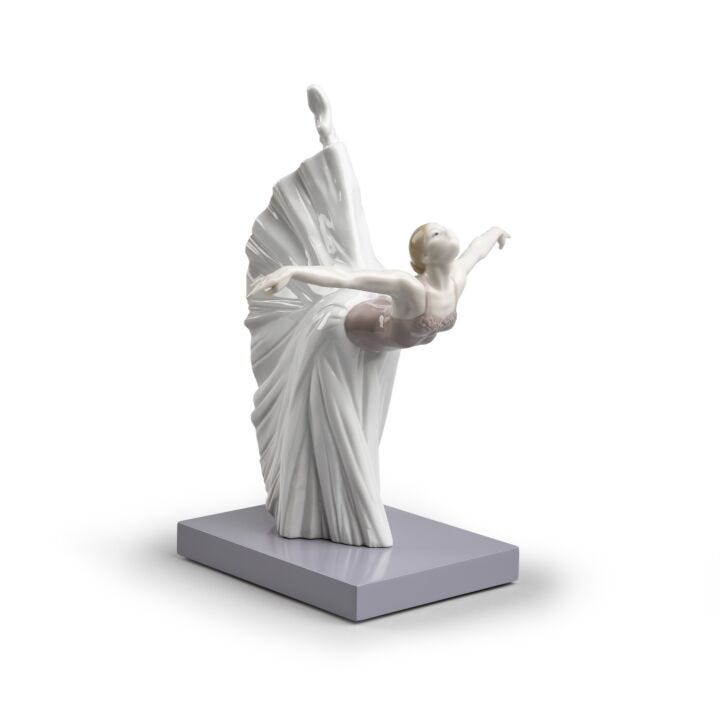 Giselle Arabesque Ballet Figurine in Lladró