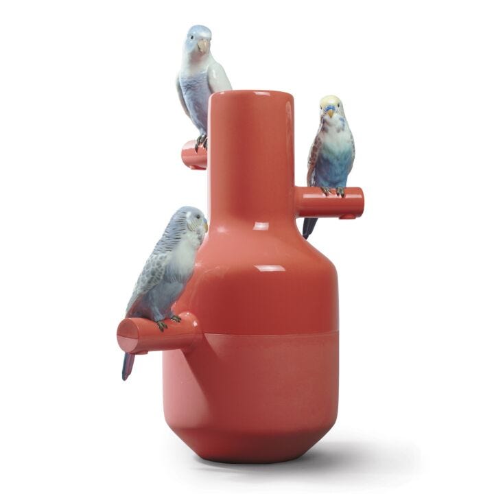 Parrot Parade Vase. Coral in Lladró