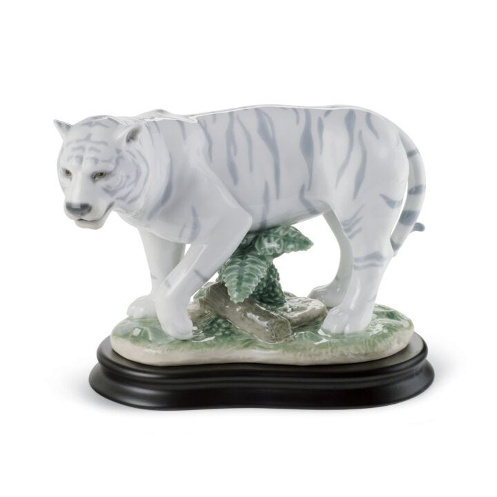 The Tiger Figurine in Lladró