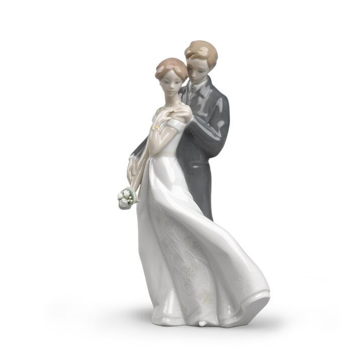 Everlasting Love Couple Figurine in Lladró