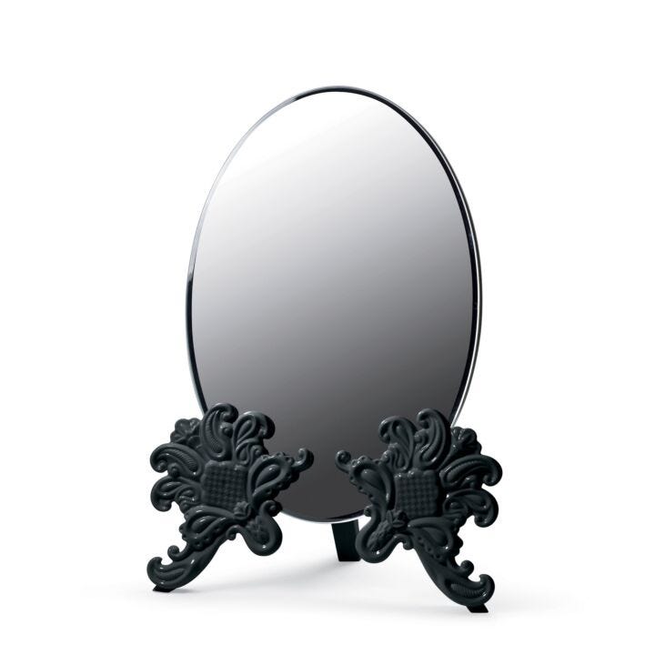 Vanity mirror (black) in Lladró